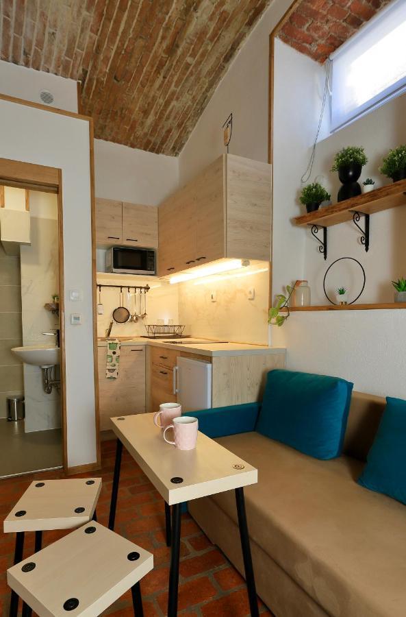 Podroom Apartment