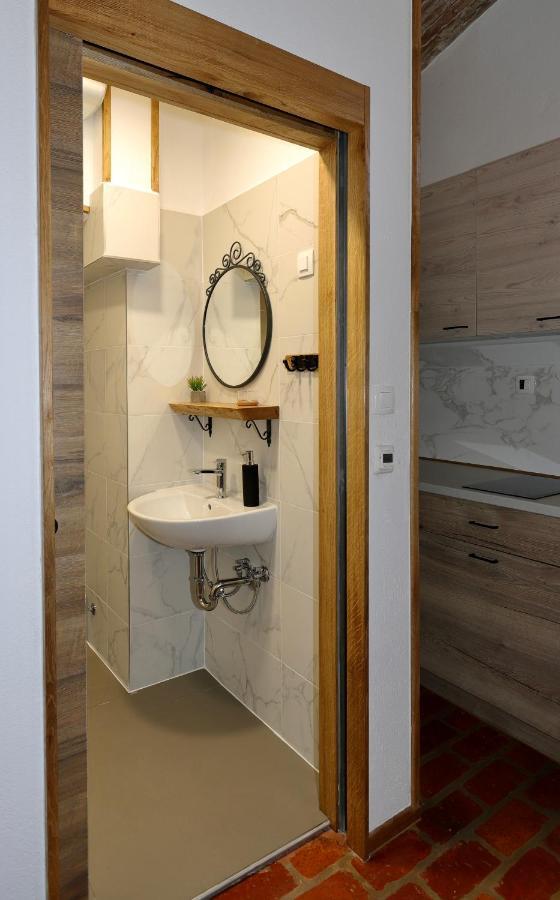 Podroom Apartment
